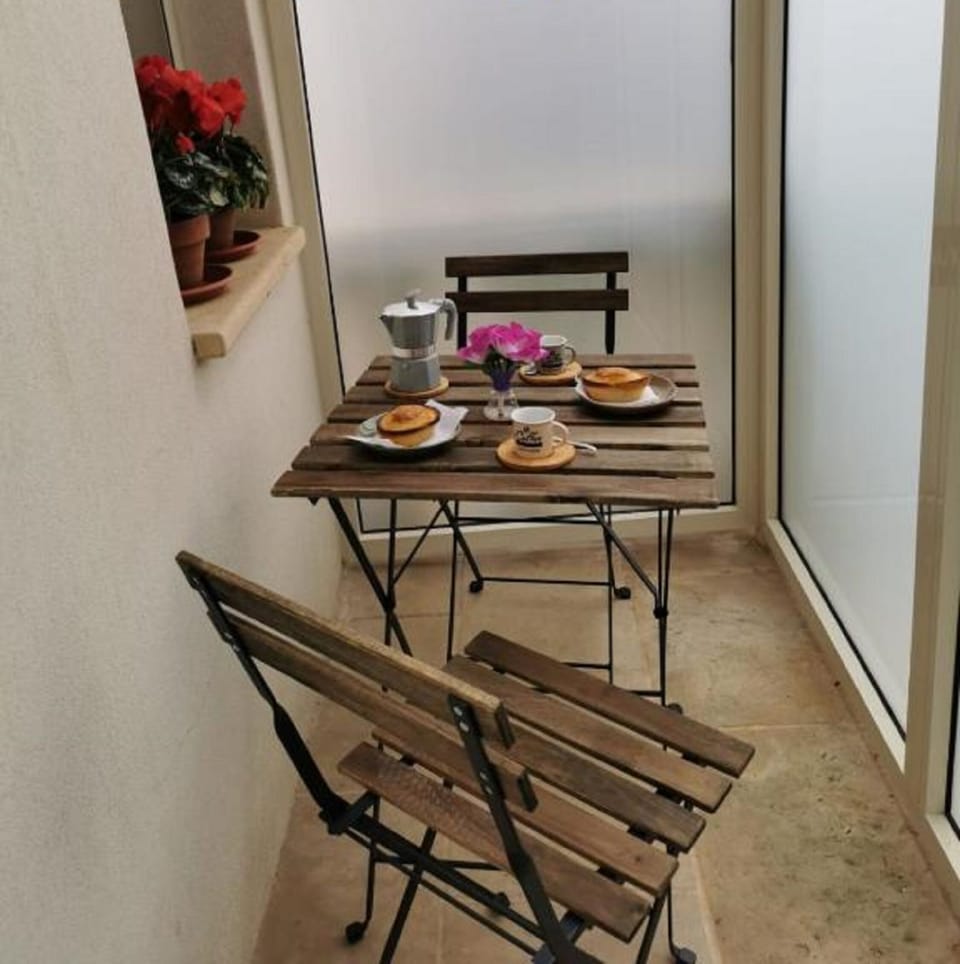 Comfort Apartment | Terrace/patio