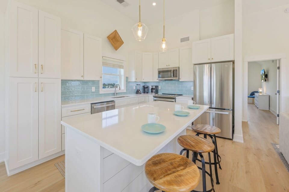 Surf or Sound Realty - 1195 - September Sessions - Kitchen -1