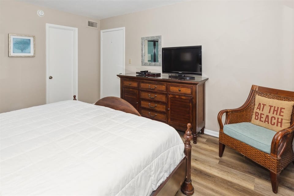 Condo, 1 Bedroom | 1 bedroom, iron/ironing board, free WiFi