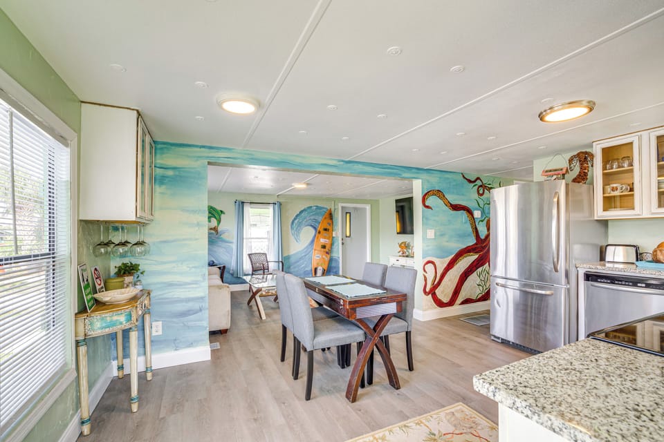 House (2 Bedrooms) | Interior
