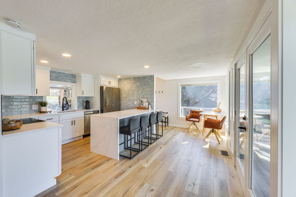 House (2 Bedrooms) | Interior