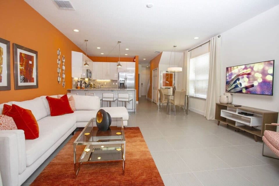Modern Concept with Open Layout#Disney #Parks #Clermont #Townhouse #Vacation #Rental #Orlando #Heatedpool