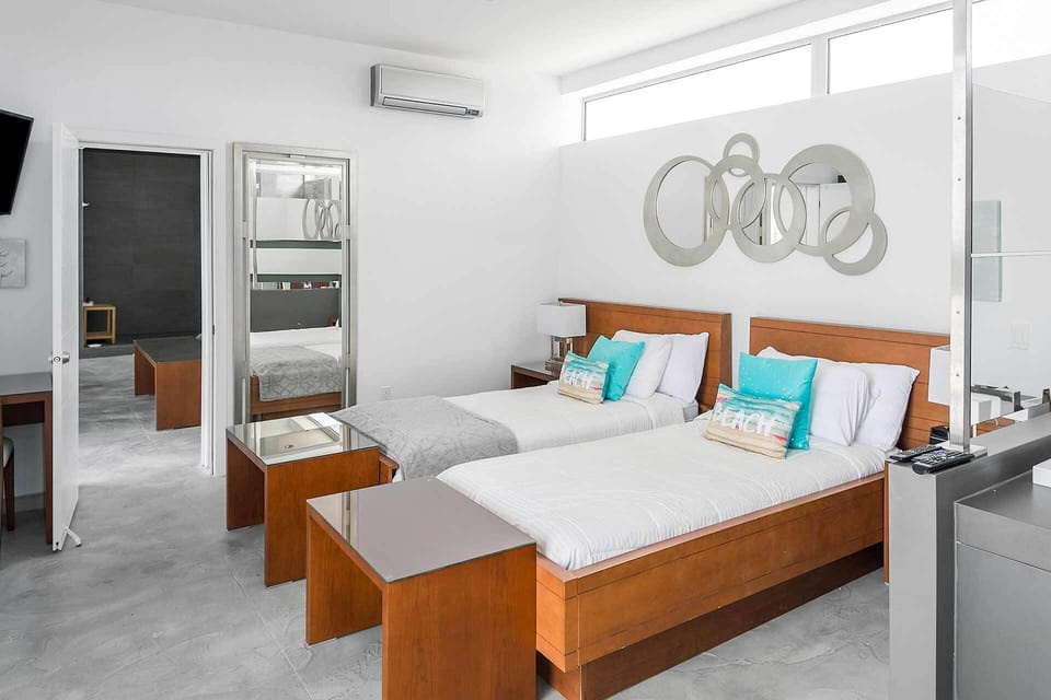 Luxury Villa, 2 Bedrooms | 2 bedrooms, in-room safe, blackout drapes, soundproofing