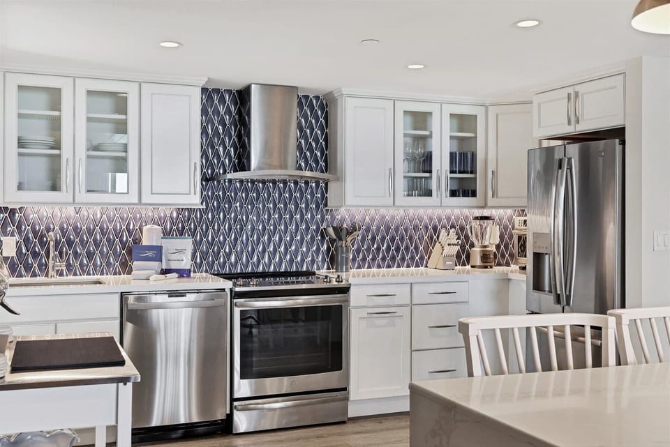 Inn On The Beach 3907 by FVC - Kitchen