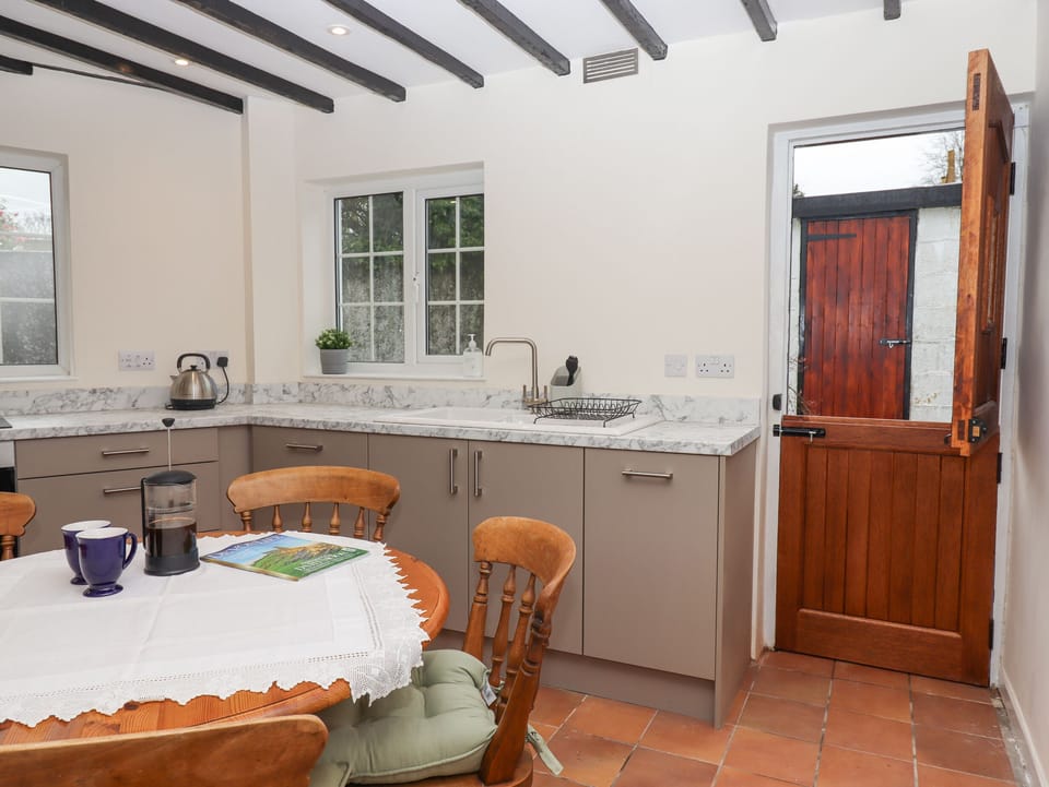Fridge, dishwasher, electric kettle, toaster