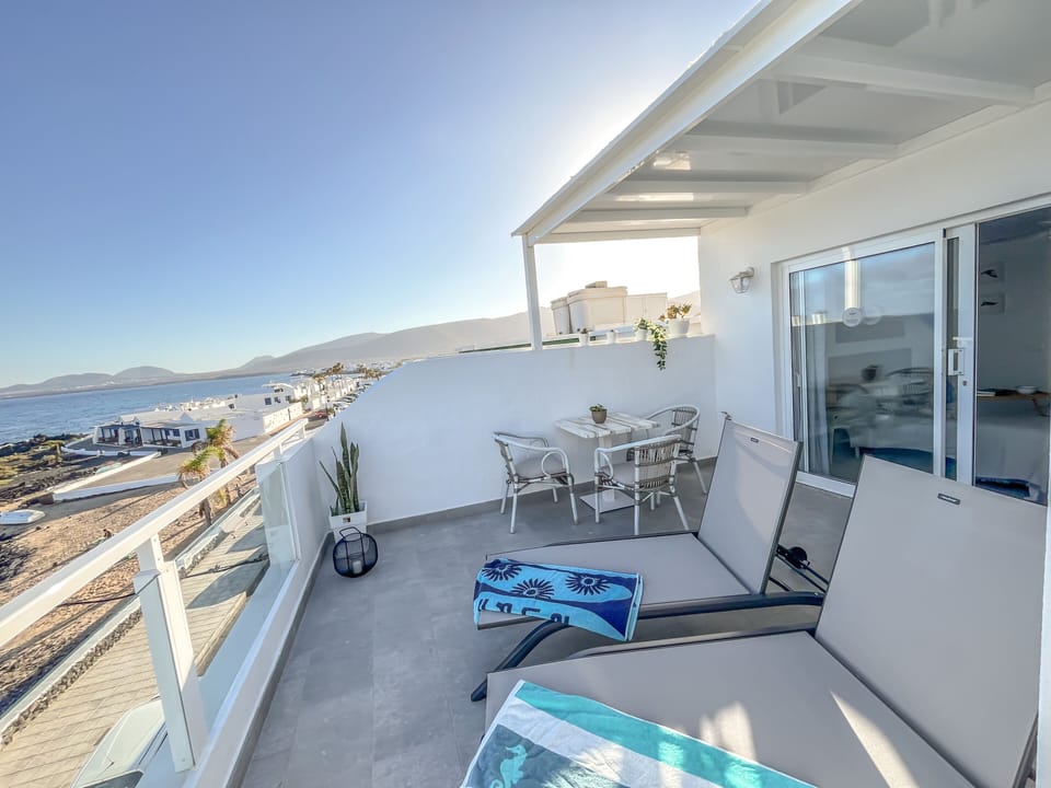 Casa Burgao 3 studio Seaview terrace Punta Mujeres