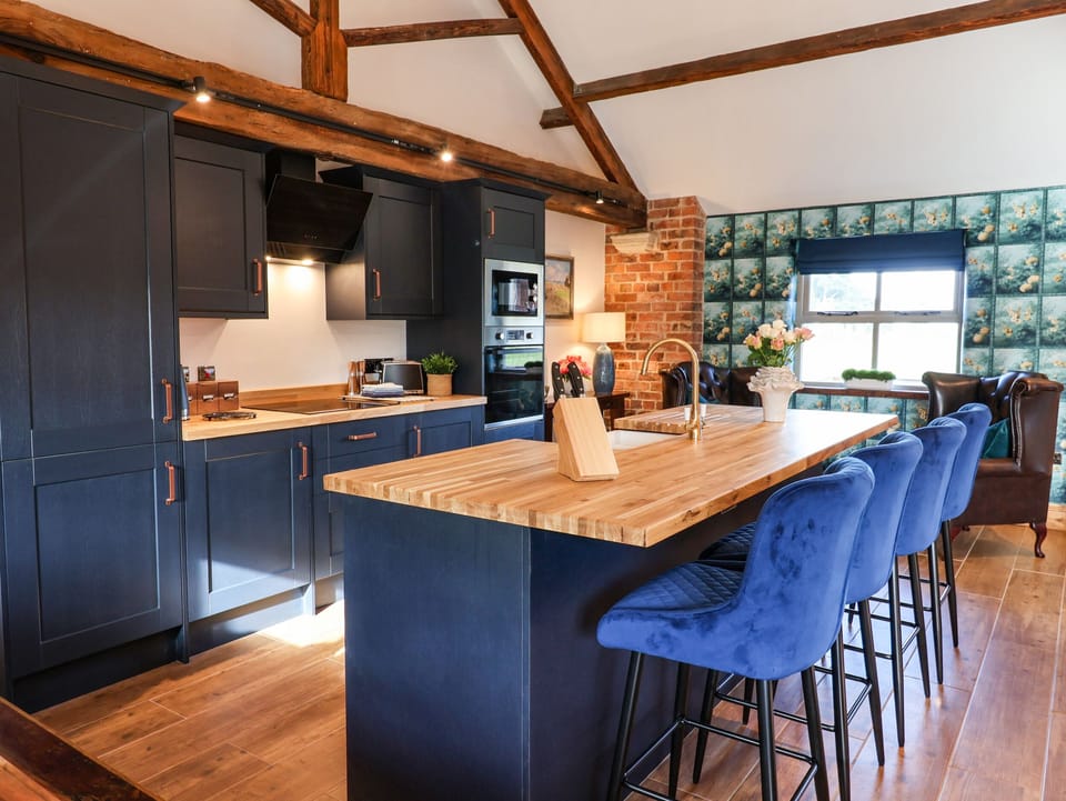 Fridge, dishwasher, electric kettle, toaster