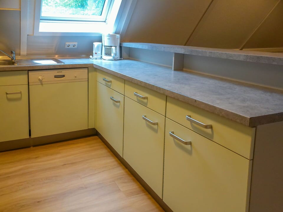 Countertop, Cabinetry, Kitchen Sink, Property, Sink, Tap, Drawer, Kitchen, Wood, Chair
