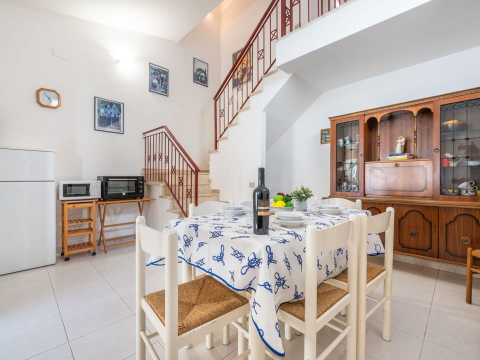 Cloud, Sky, Furniture, Shade, Outdoor Furniture, Wood, Table, Sunlounger, Folding Chair, Outdoor Table