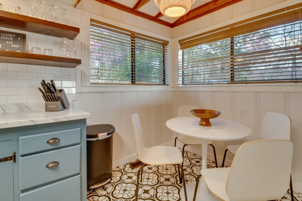 Breakfast Nook