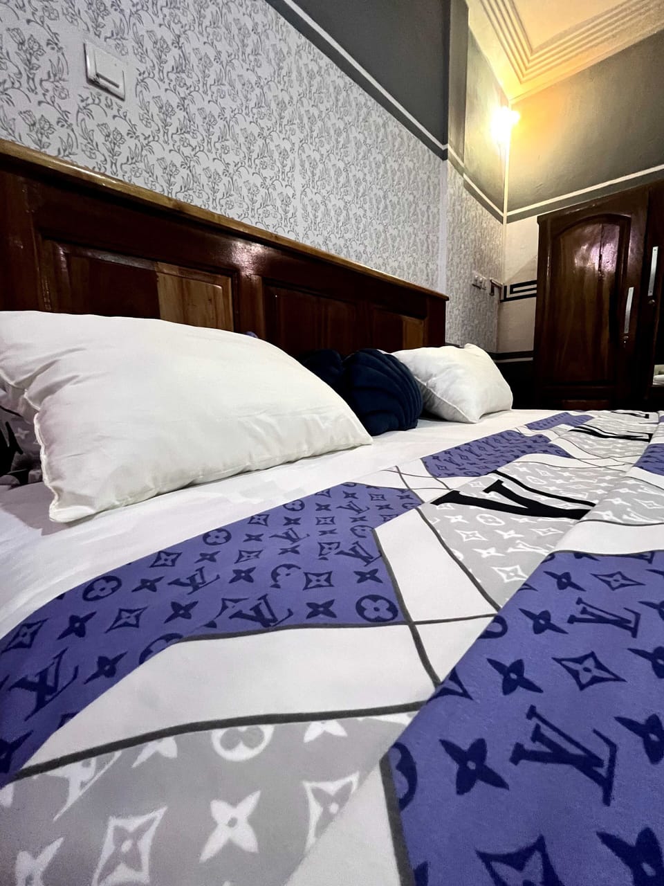 Royal Room | 1 bedroom, premium bedding, down comforters, pillowtop beds