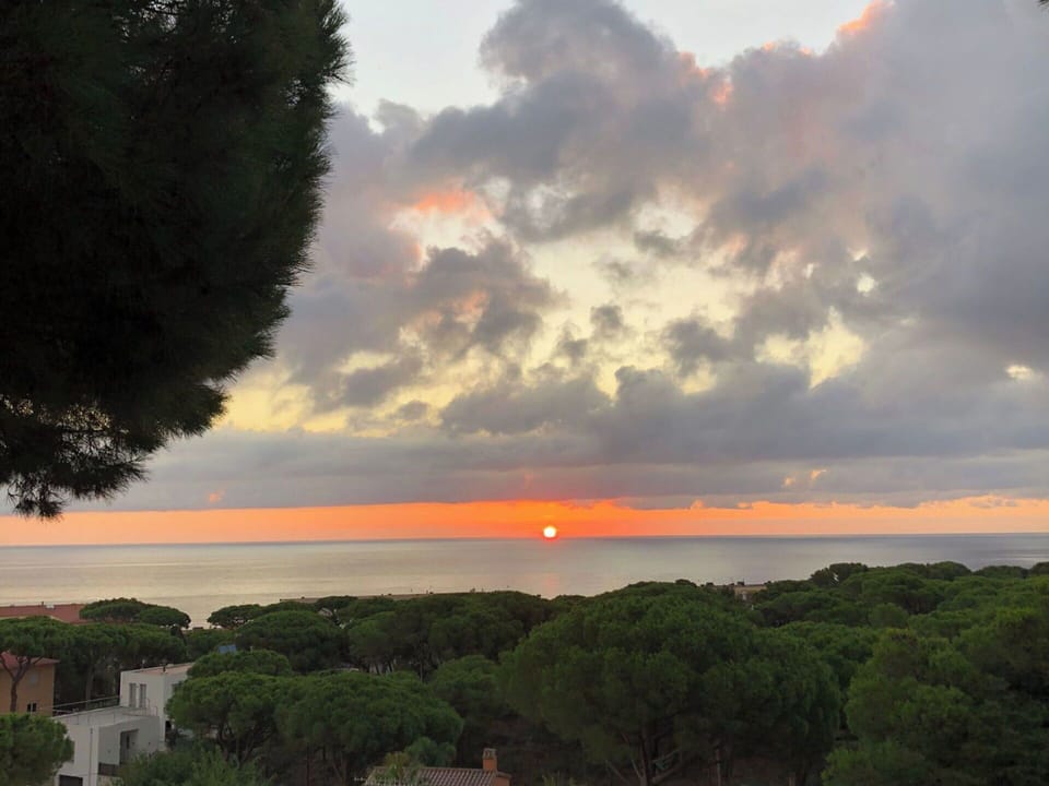 Sky, Daytime, Nature, Horizon, Afterglow, Sunset, Dusk, Beauty, Sunrise, Orange