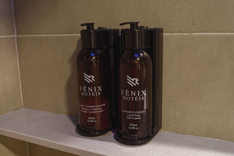 Superior Room, 1 Queen Bed, Accessible | Bathroom | Shower, hair dryer, towels