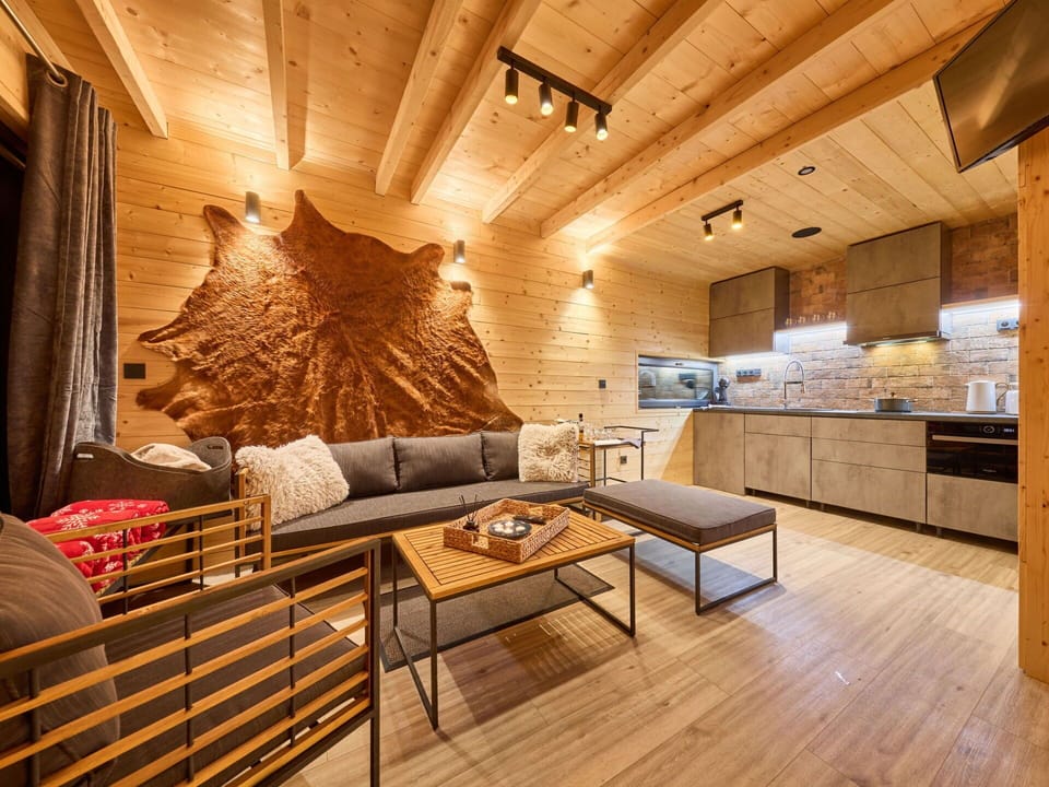 Couch, Table, Furniture, Building, Wood, Living Room, Interior Design, Comfort, Flooring, Picture Frame