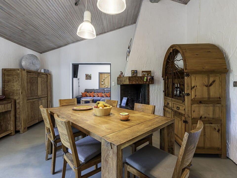 Water, Sky, Cloud, Property, Swimming Pool, Seaside Resort, Azure, Blue, Building, Outdoor Furniture