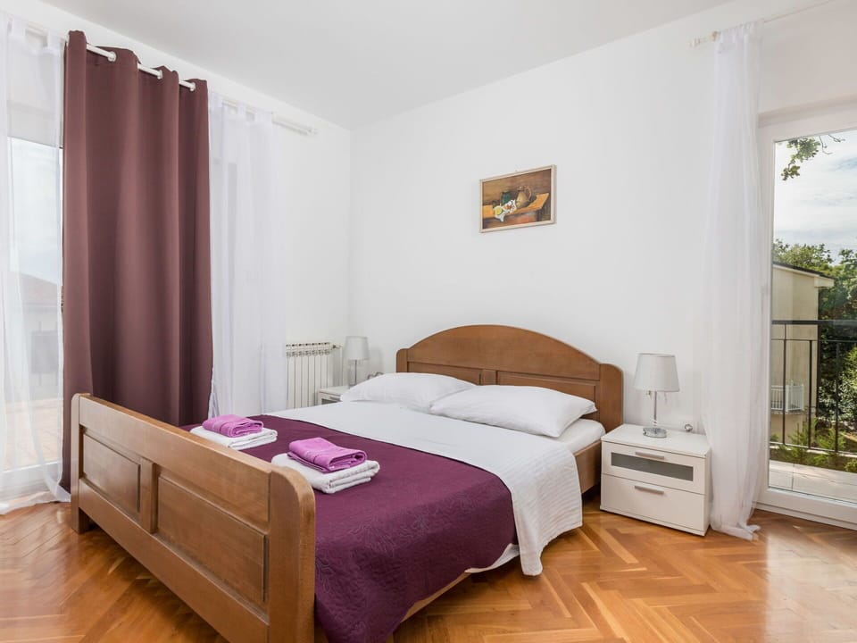 Property, Furniture, Comfort, Wood, Bed Frame, Cabinetry, Interior Design, Building, Flooring, Floor