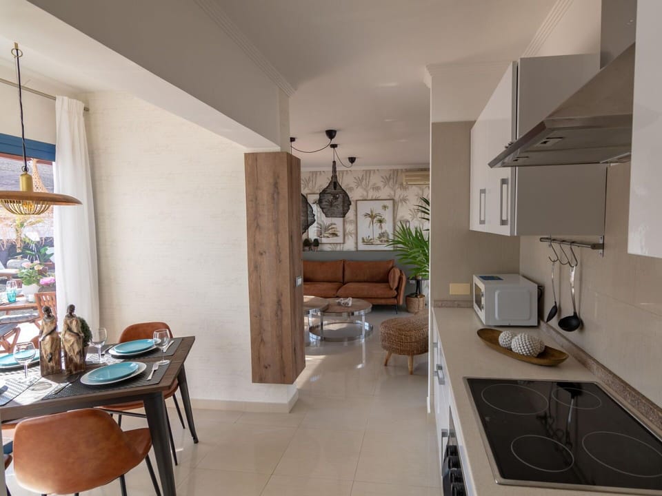 Furniture, Property, Cabinetry, Picture Frame, Window, Building, Comfort, Azure, Drawer, Wood