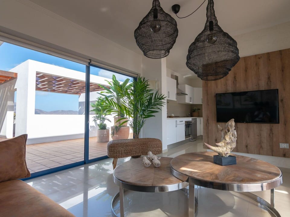 Furniture, Property, Cabinetry, Picture Frame, Window, Building, Comfort, Azure, Drawer, Wood