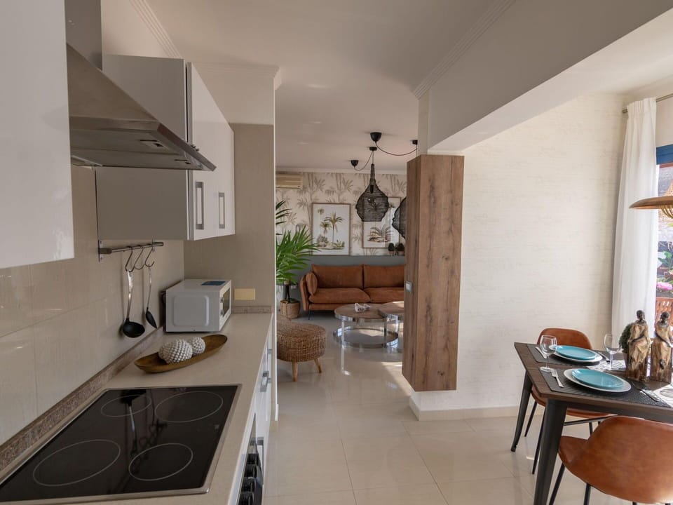 Furniture, Property, Cabinetry, Picture Frame, Window, Building, Comfort, Azure, Drawer, Wood