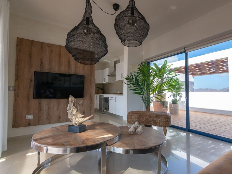 Furniture, Property, Cabinetry, Picture Frame, Window, Building, Comfort, Azure, Drawer, Wood
