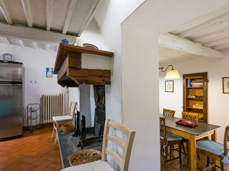 Table, Furniture, Property, Building, Chair, Wood, Interior Design, Lighting, Flooring, Floor