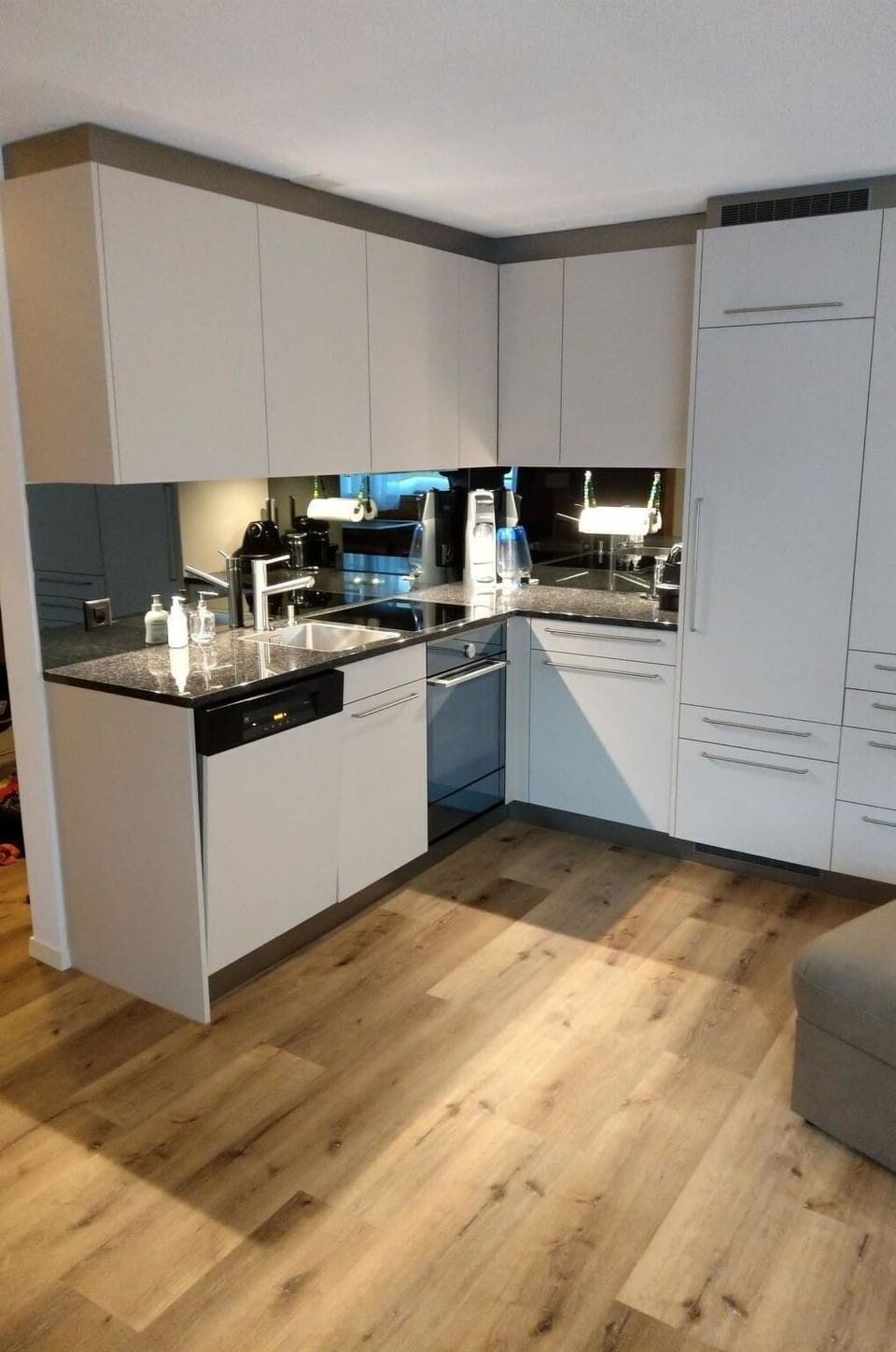 Cabinetry, Countertop, Building, Kitchen, Wood, Chair, Kitchen Appliance, Flooring, Floor, Kitchen Stove