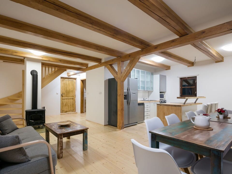 Table, Furniture, Property, Building, Wood, Comfort, Couch, Chair, Architecture, Flooring