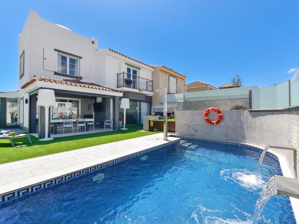 Blue, Residential Area, Swimming Pool, Estate, Resort, Villa, Balcony, Mansion, Hotel, Eco Hotel