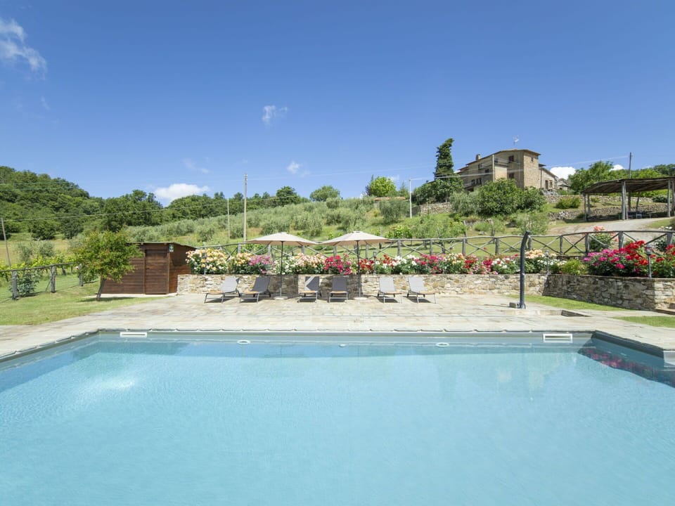 Water, Sky, Plant, Property, Swimming Pool, Azure, Tree, Building, Cloud, Grass