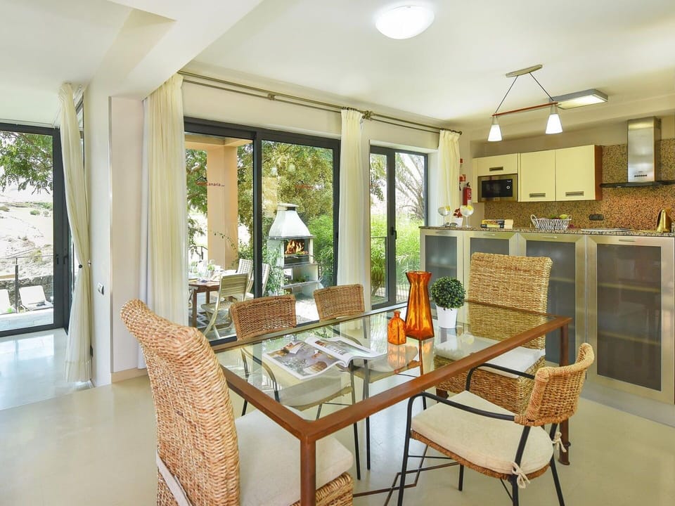 Table, Furniture, Chair, Wood, Lighting, Kitchen, Interior Design, Living Room, Flooring, Floor