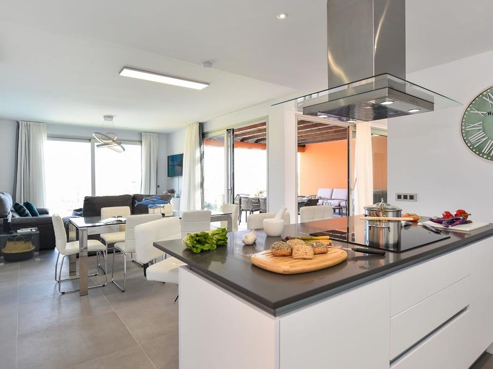 Property, Furniture, Building, Tap, Countertop, Cabinetry, Table, Window, Couch, Chair