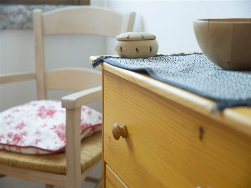 Furniture, Wood, Interior Design, Comfort, Serveware, Dishware, Drawer, Tableware, Hardwood, Rectangle