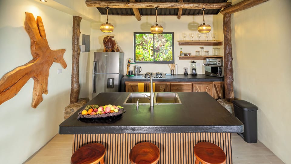 Family Cabin | Private kitchen | Full-size fridge, microwave, stovetop, coffee/tea maker