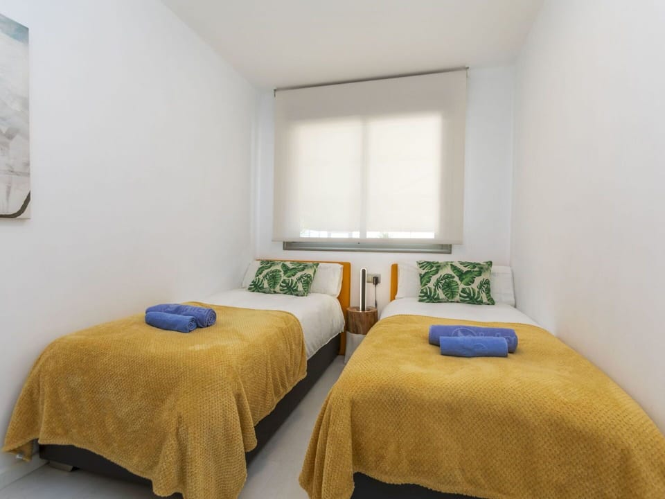 Bed, Bedroom, Wall, Floor, Interior Design, Flooring, Bed Sheet, Wood, Bedding, Linens