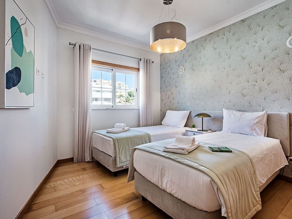 Property, Furniture, Building, Window, Comfort, Wood, Textile, Shade, Interior Design