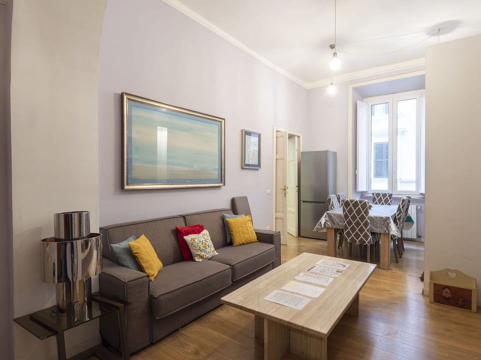 Property, Table, Couch, Furniture, Picture Frame, Window, Building, Comfort, Interior Design, Living Room