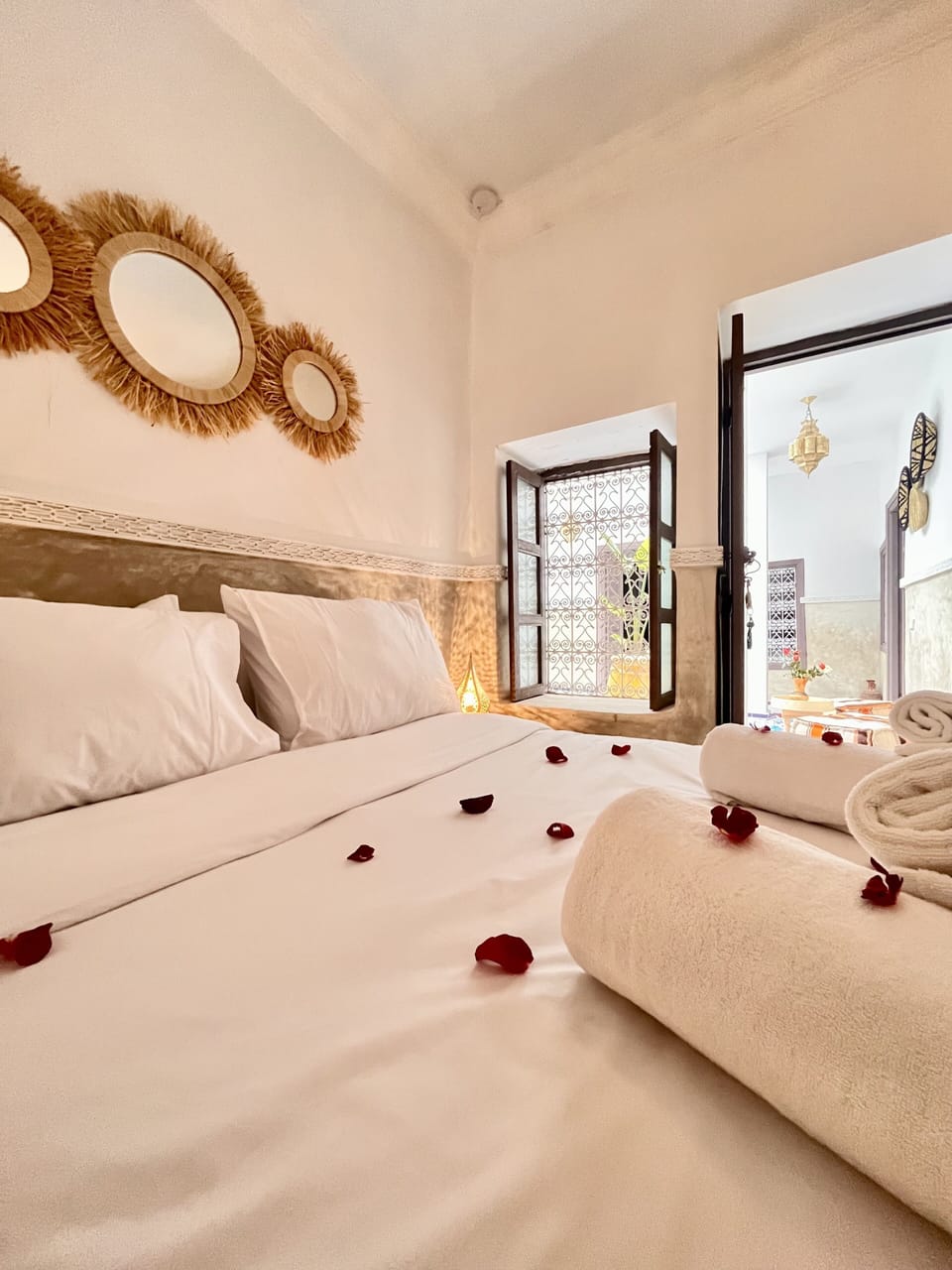 Deluxe Room | Premium bedding, in-room safe, blackout drapes, soundproofing