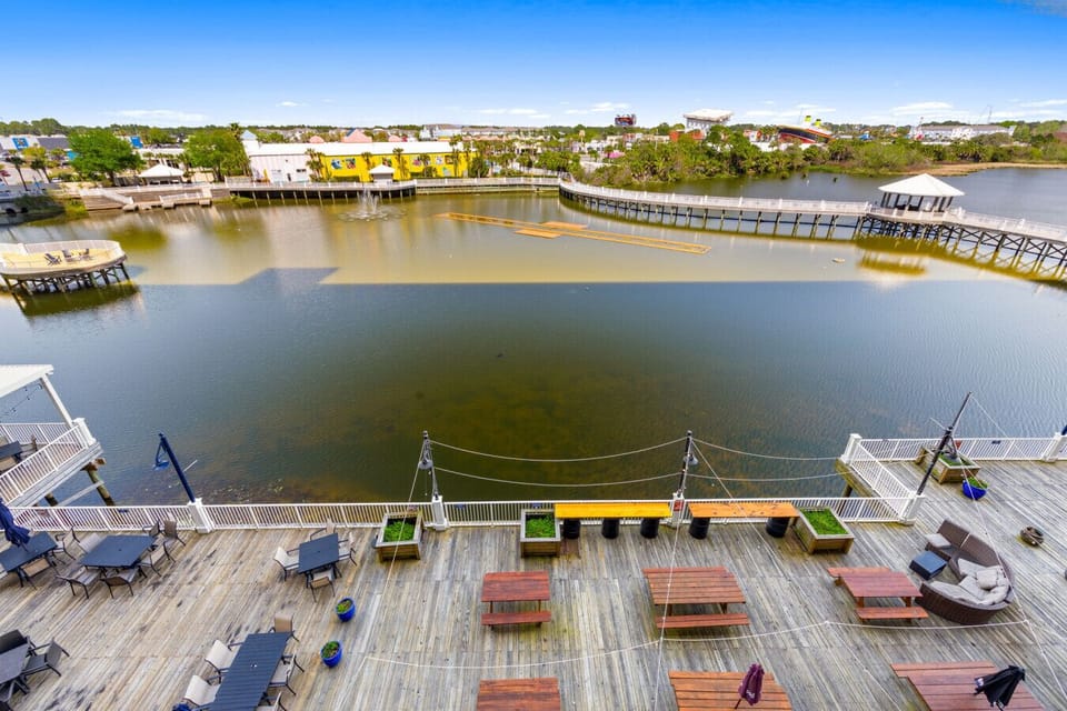 Private, Lake View Balcony with Ample Seating to Enjoy the Nightly Light Show