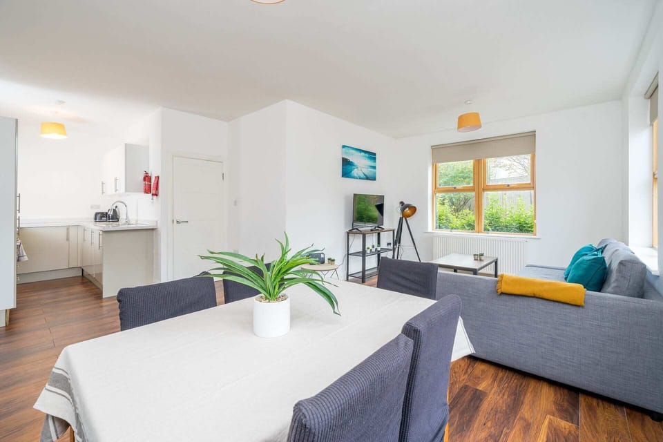 Spacious Living and Dining Area