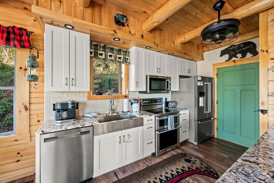 The kitchen is fully equipped with stainless steel appliances and everything the aspiring chef in your group will need.