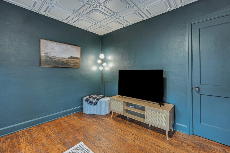 Apartment (1 Bedroom) | Interior