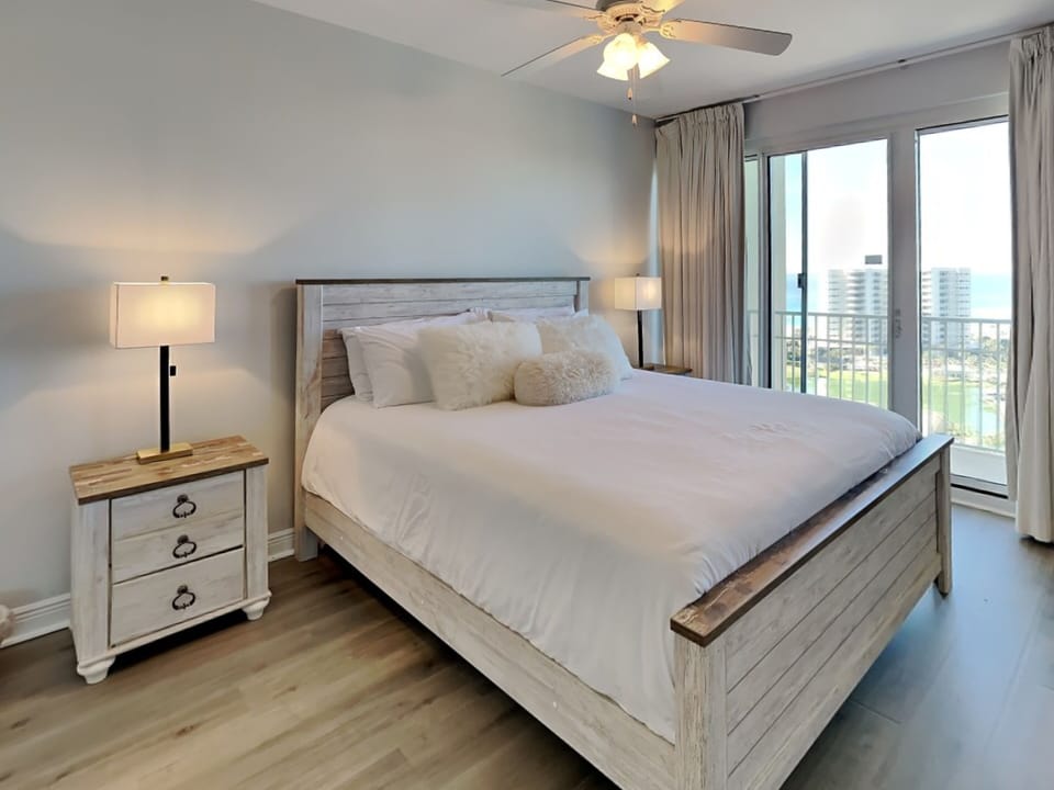 Primary Bedroom - King