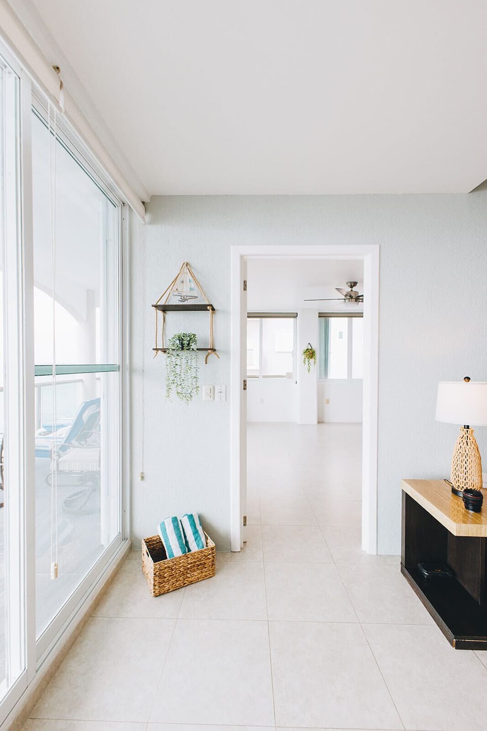 Light & Bright Decor