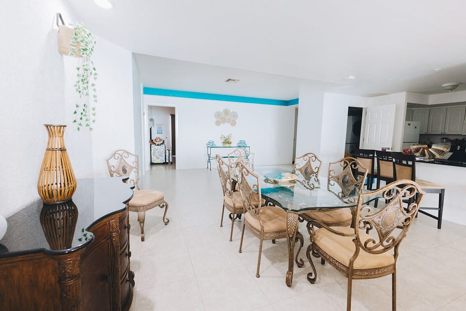 Dining Area View
