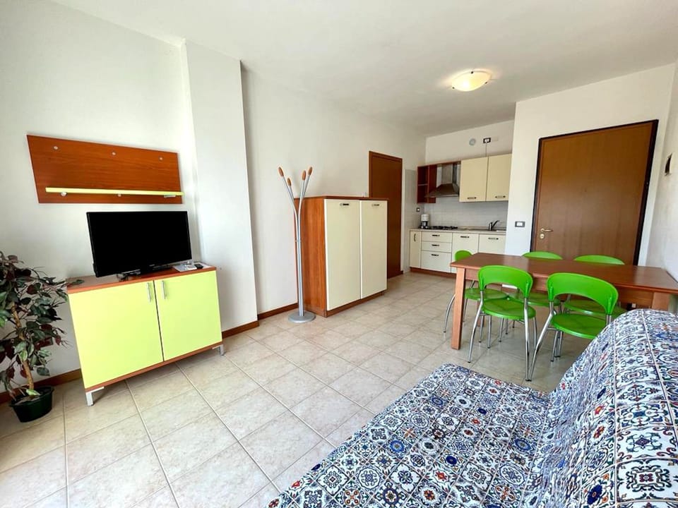 Apartment, 1 Bedroom, Balcony | Room amenity