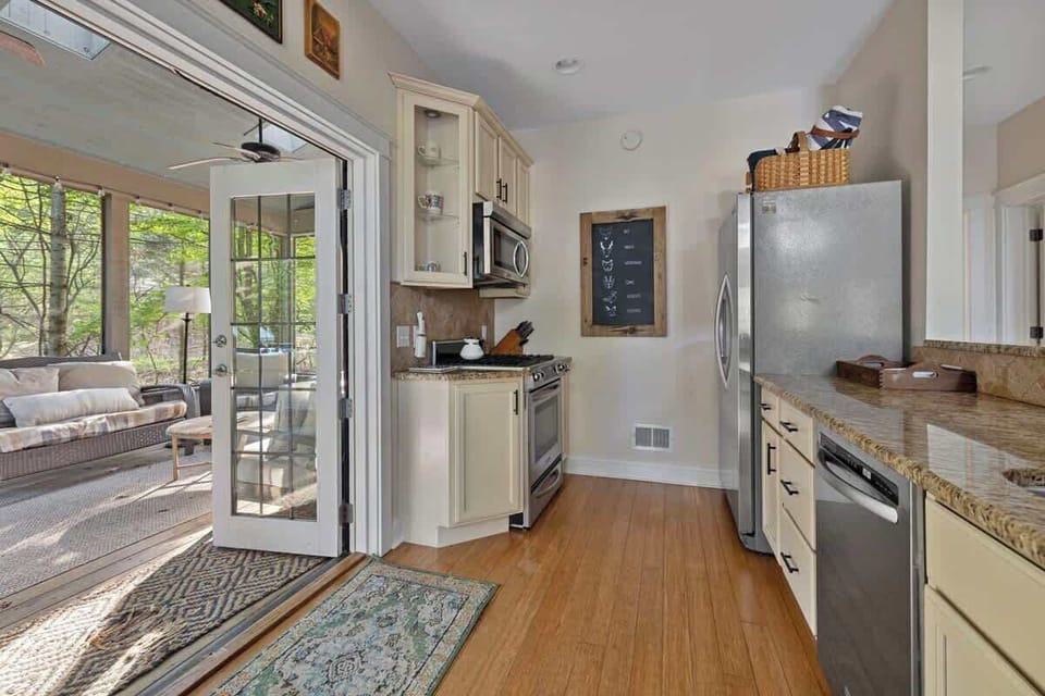 We regularly hear our guests appreciate the design of this comfy vacation home.