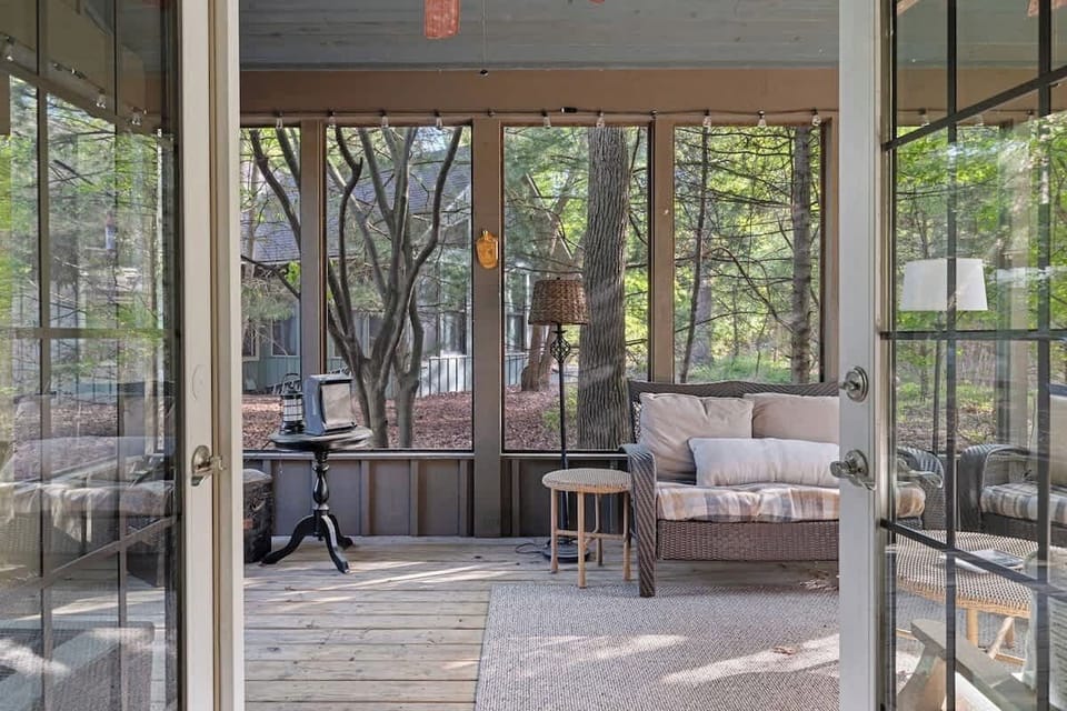 A laid-back 3 Season Room, when you or your guests want to relax, read, reflect.
