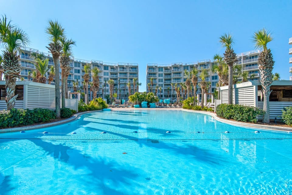 Fabulous Pool at Destin West