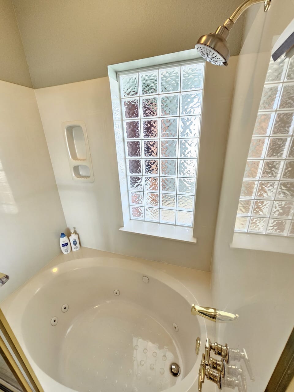 Oversized jetted Tub and Master Bathroom Shower. Relax in luxury and comfort!