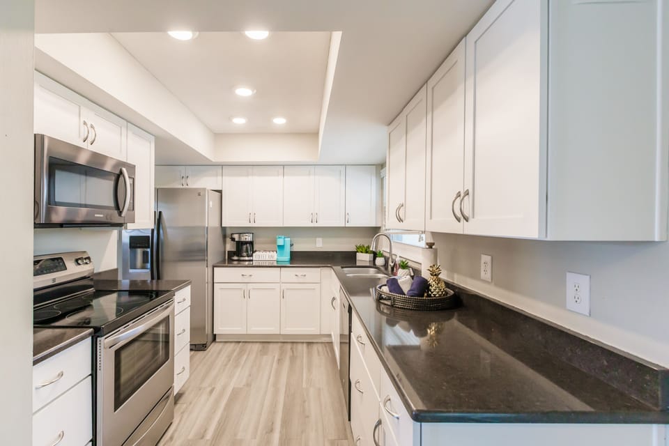 🍽️ Full kitchen ready for breakfasts to dinners